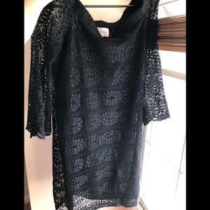 SIZS 8 DONNA MORGAN LACE DRESS. NEW WITH TAGS.